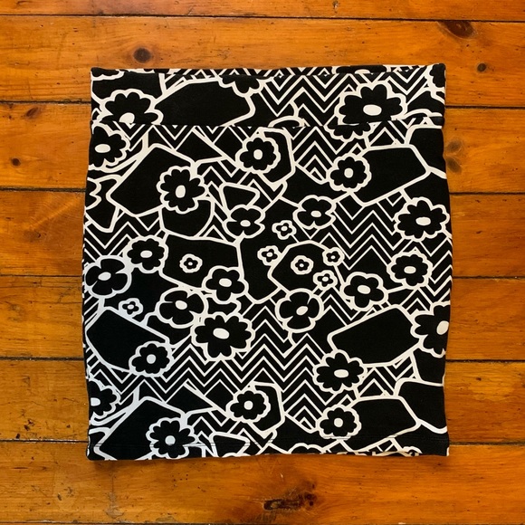 Two-tone Floral “Mod” Mini Skirt - Picture 3 of 10